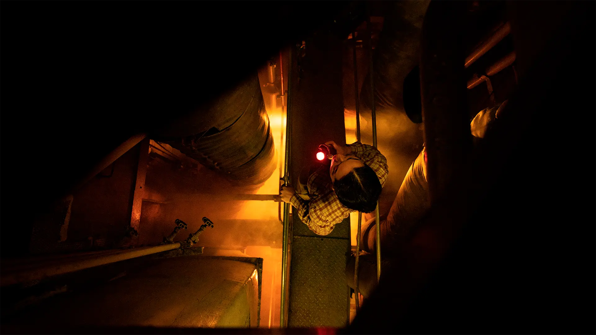 Unknown 9: Passage's Amina walks through the SS Talaria's engine room.