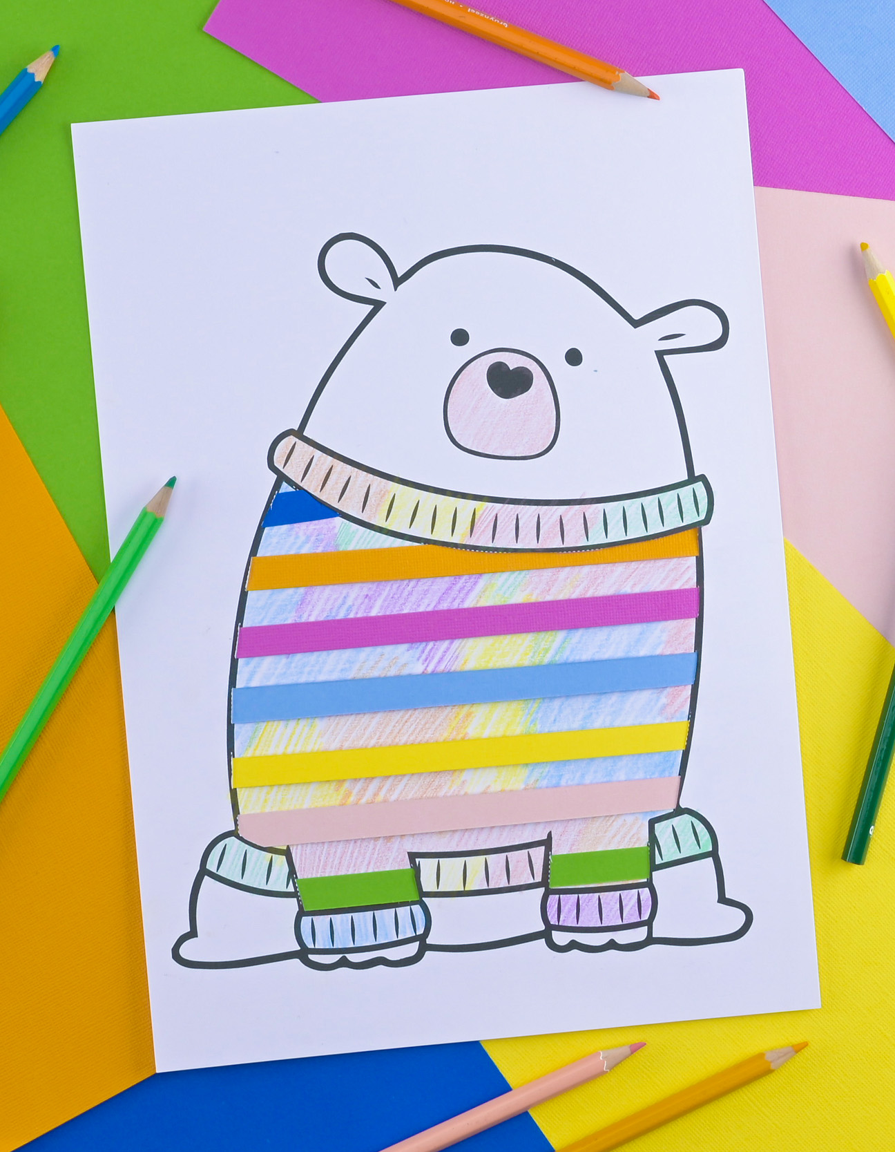 DIY: Haz un oso polar con un suéter a rayas