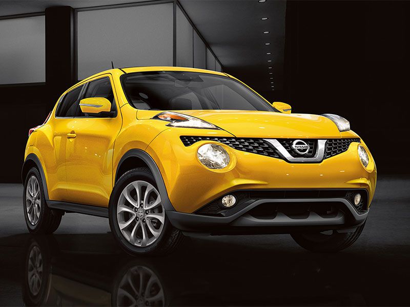 2016 nissan juke solar yellow exterior front angle ・  Photo by Nissan 