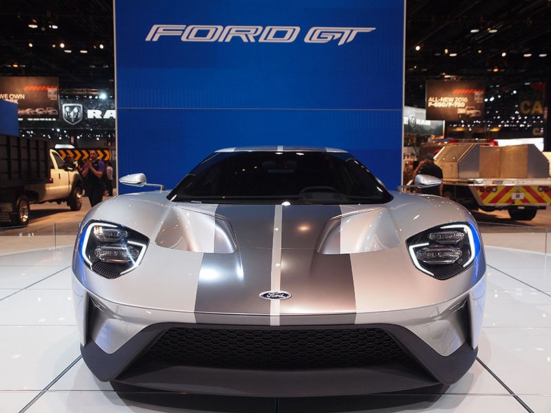 10 Cars With Completely Carbon Fiber Bodies