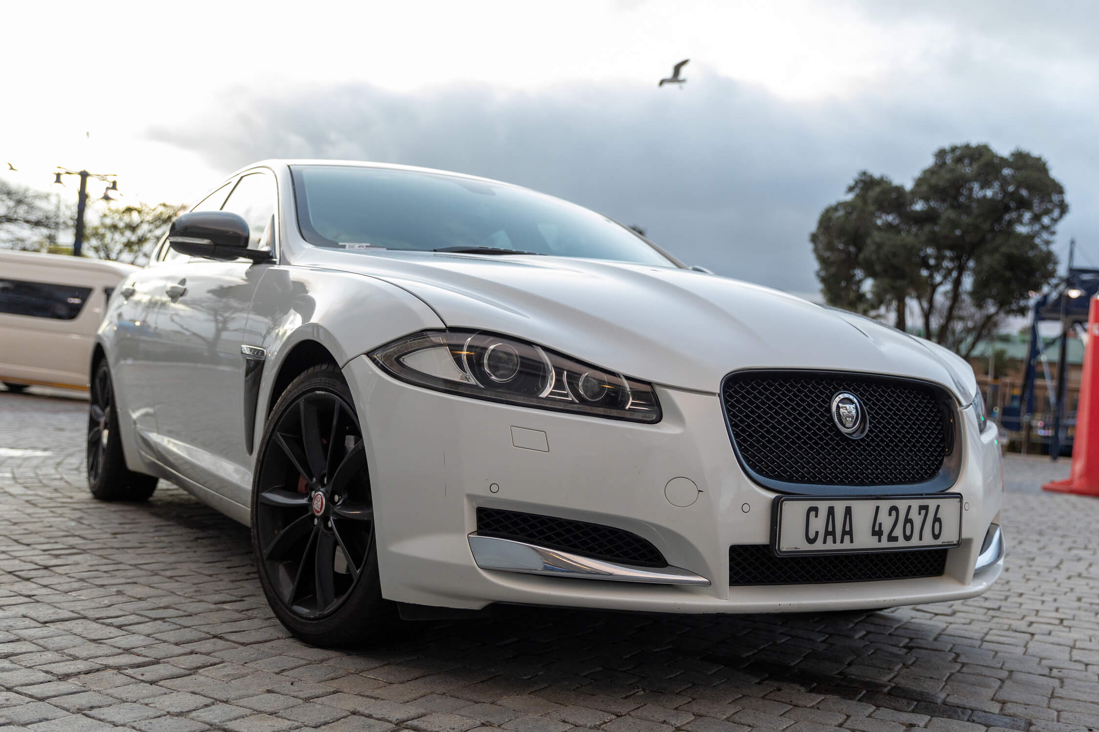 Rent the jaguar xf 2 0 i4 premium luxury in cape town with aecr luxury
