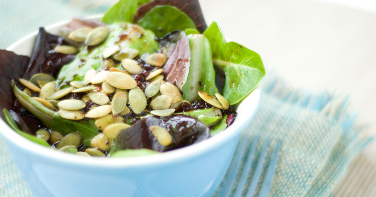 salad with pumpkin seeds.png