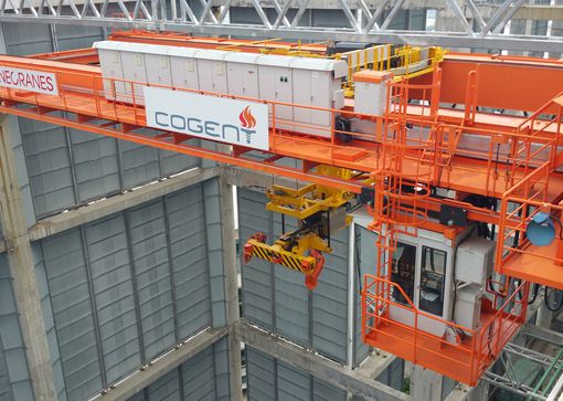 Climatiseurs pour grues en service dans un terminal de containers