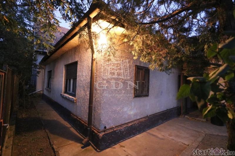 Dunaharasztin eladó családi ház