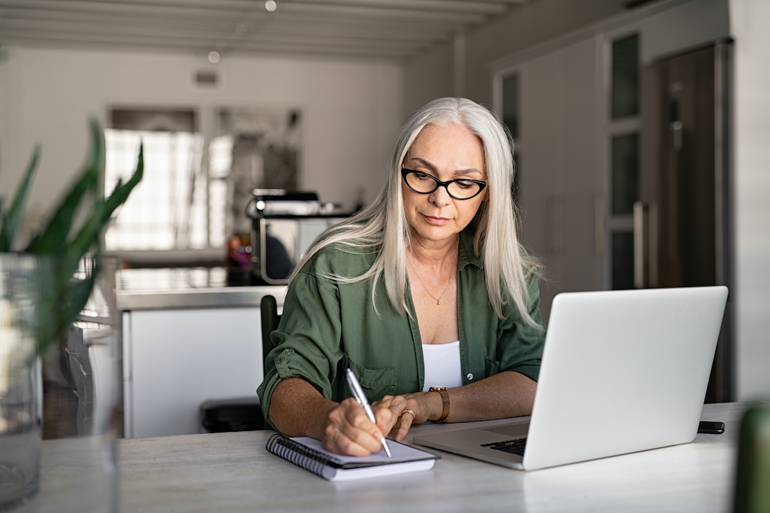 Woman budgeting laptop.jpg