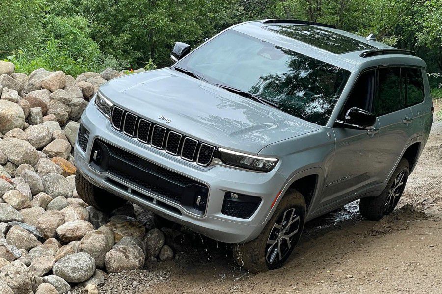 2021 Jeep Grand Cherokee L Road Test and Review