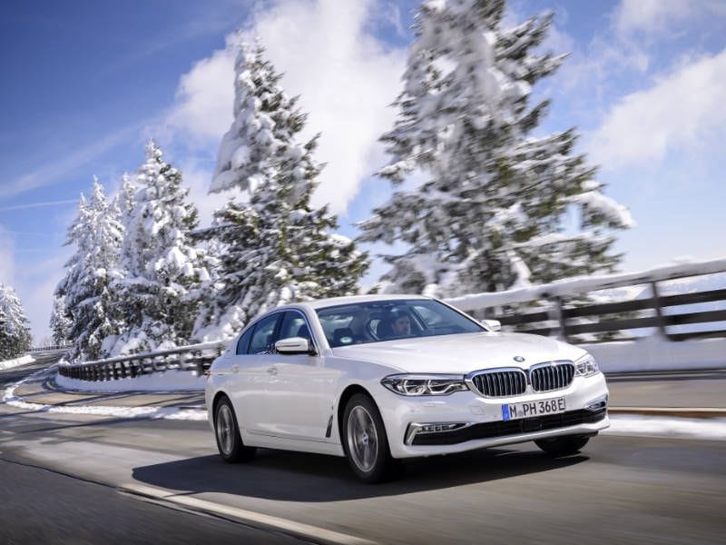 10 Safest Electric Cars Autobytel