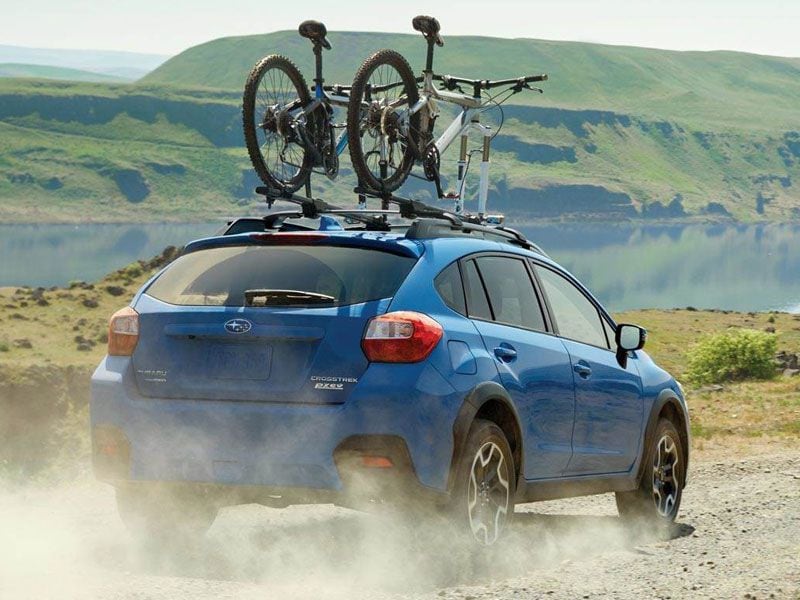 2016 Subaru Crosstrek with bikes ・  Photo by Subaru 
