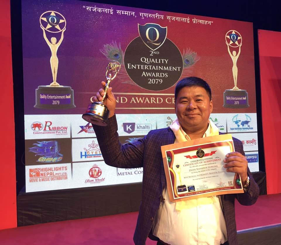 Dhan Bahadur Gurung_Flute Award.jpg