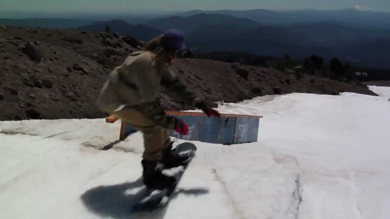 Mt. HOOD Summer Snowboarding