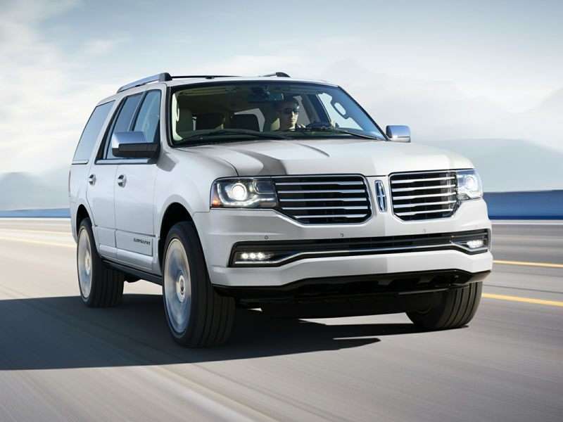 2016 Lincoln Navigator ・  Photo by Lincoln 