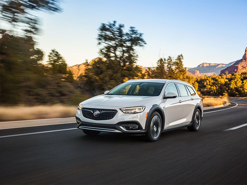 10 Best Cars for Traveling Long Distances Autobytel