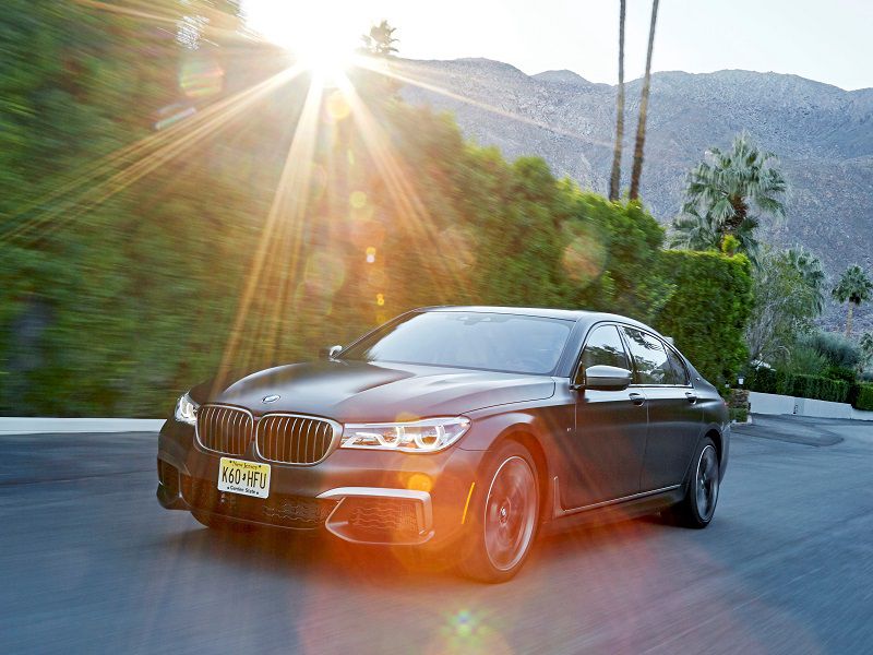 10 of the Best Luxury Sedans | Autobytel