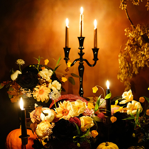 halloween table setting.jfif