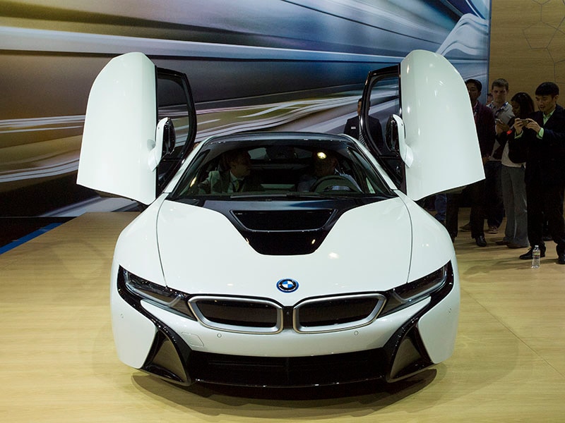 Test Drive: 2015 BMW i8 - COOL HUNTING®