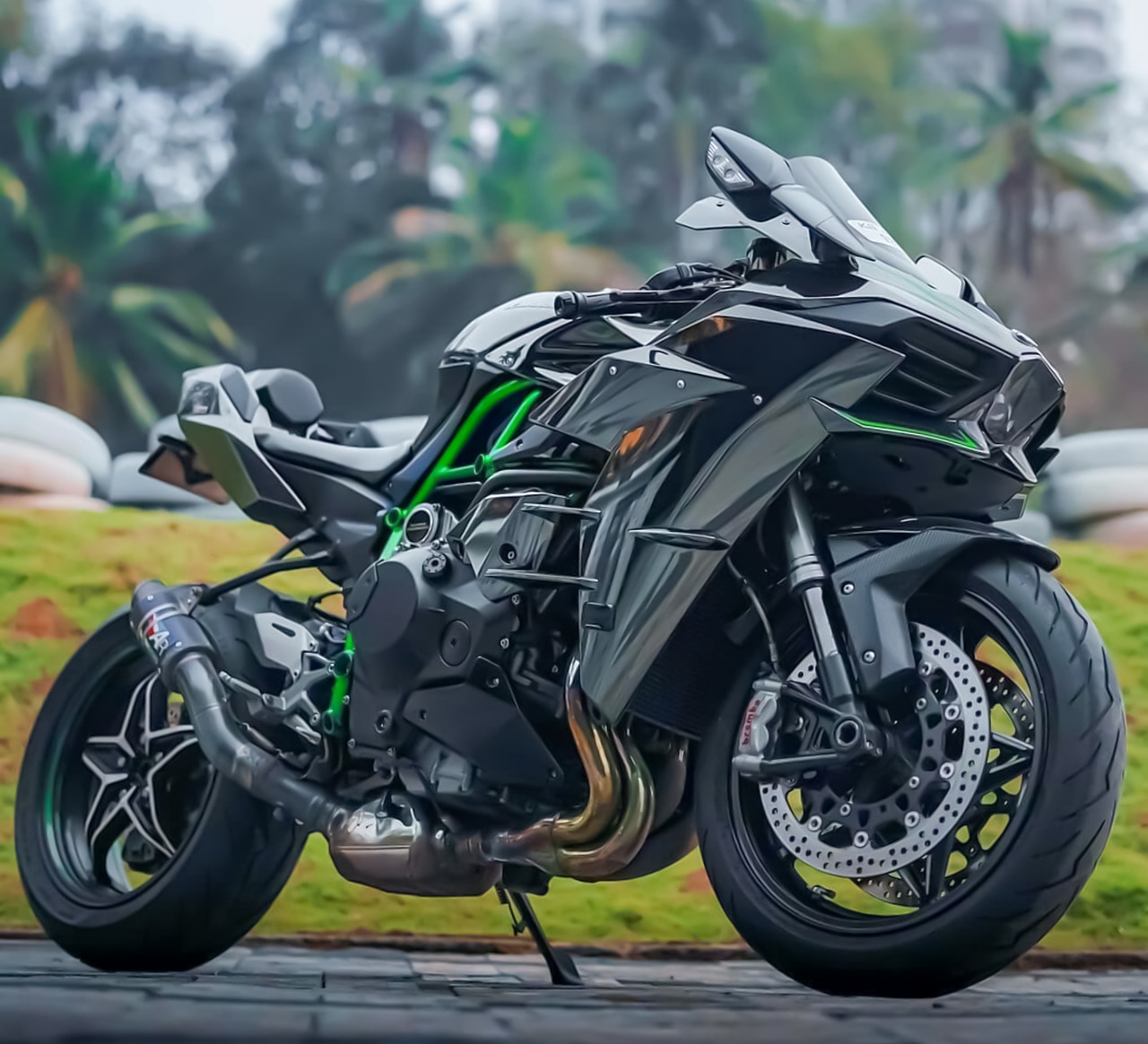 Kawasaki Ninja H2 R