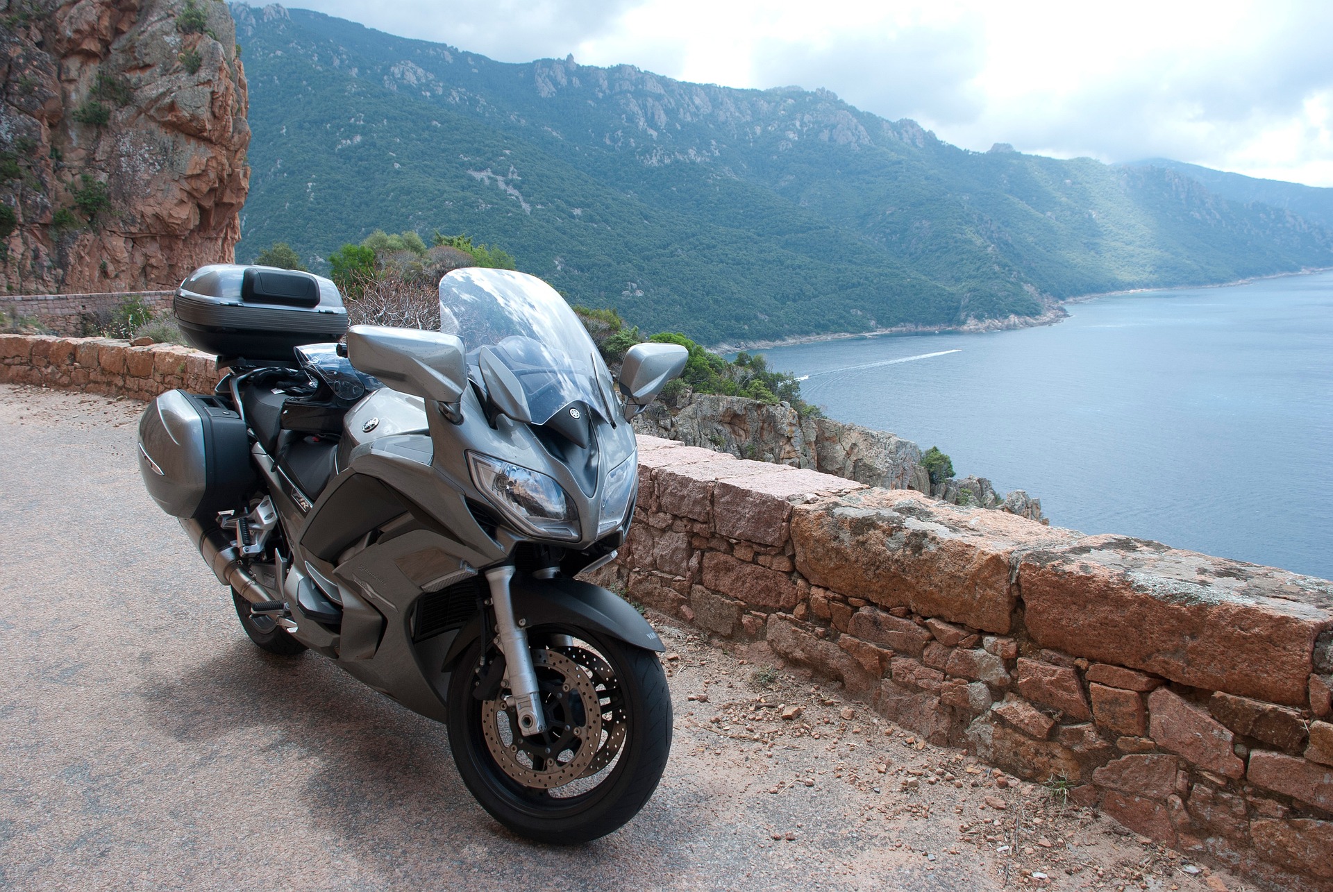Yamaha FJR 1300