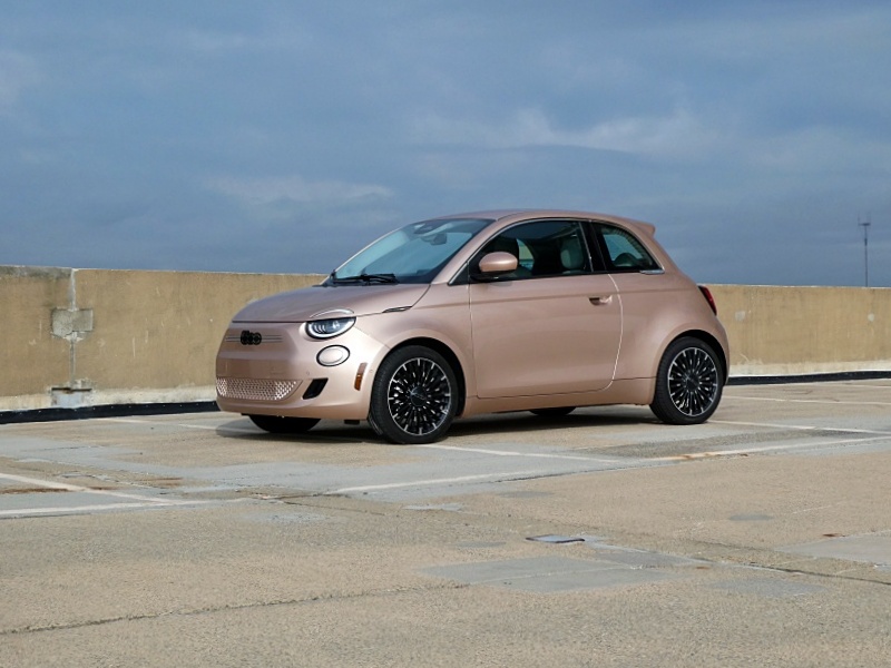 2024 Fiat 500e Inspired by Beauty