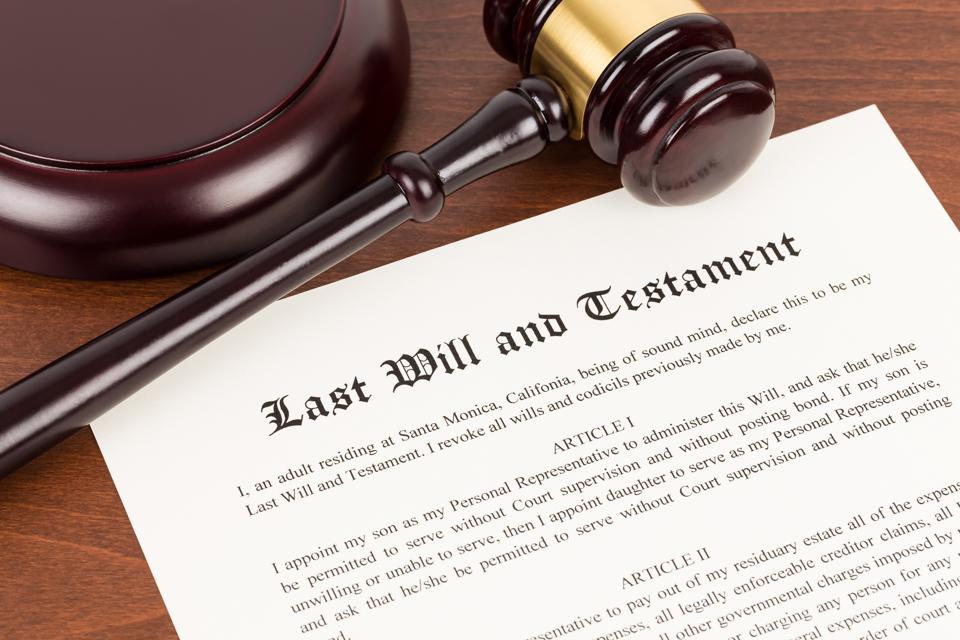 Understanding the Consequences of Contesting a Will in Ontario 