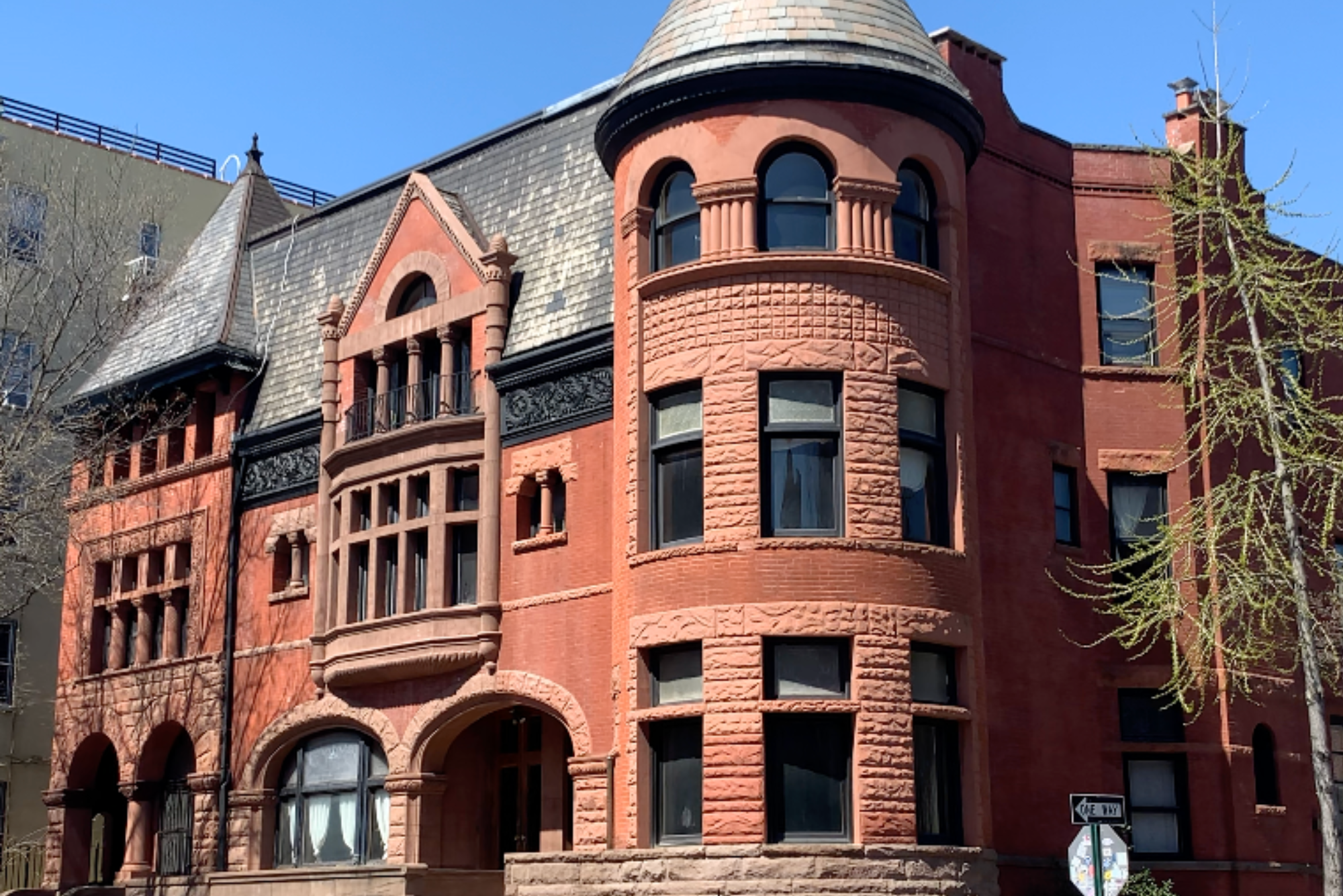 Nestled between the bustling neighborhoods of Fort Green and Bed-Stuy, sits the neighborhood of Clinton Hill. This neighborhood, characterized by its picturesque tree-lined streets, historic brownstones, and vibrant community, has a rich history that weaves together culture, art, and architecture.