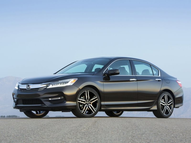 5 Sedan Features for Used Cars