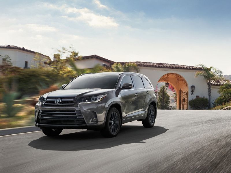 10 Top ThreeRow SUVs with DVD Players Autobytel