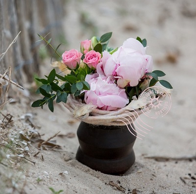Des fleurs pour la fête des mères. Bouquet réalisé par Charline Pritscaloff (Mof) pour Hortisud 