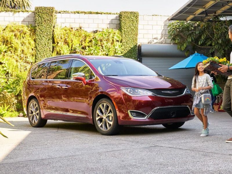 2019 Chrysler Pacifica Limited red parked ・  Photo by Chrysler 