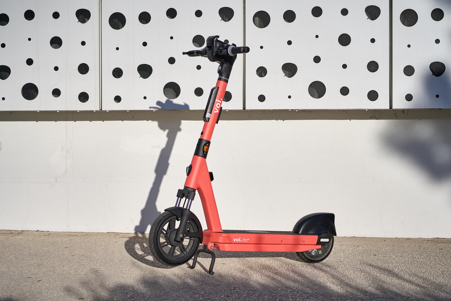 Wie schnell fährt ein VOI Scooter?