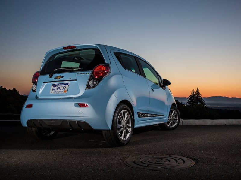 2014 chevy spark rear view 