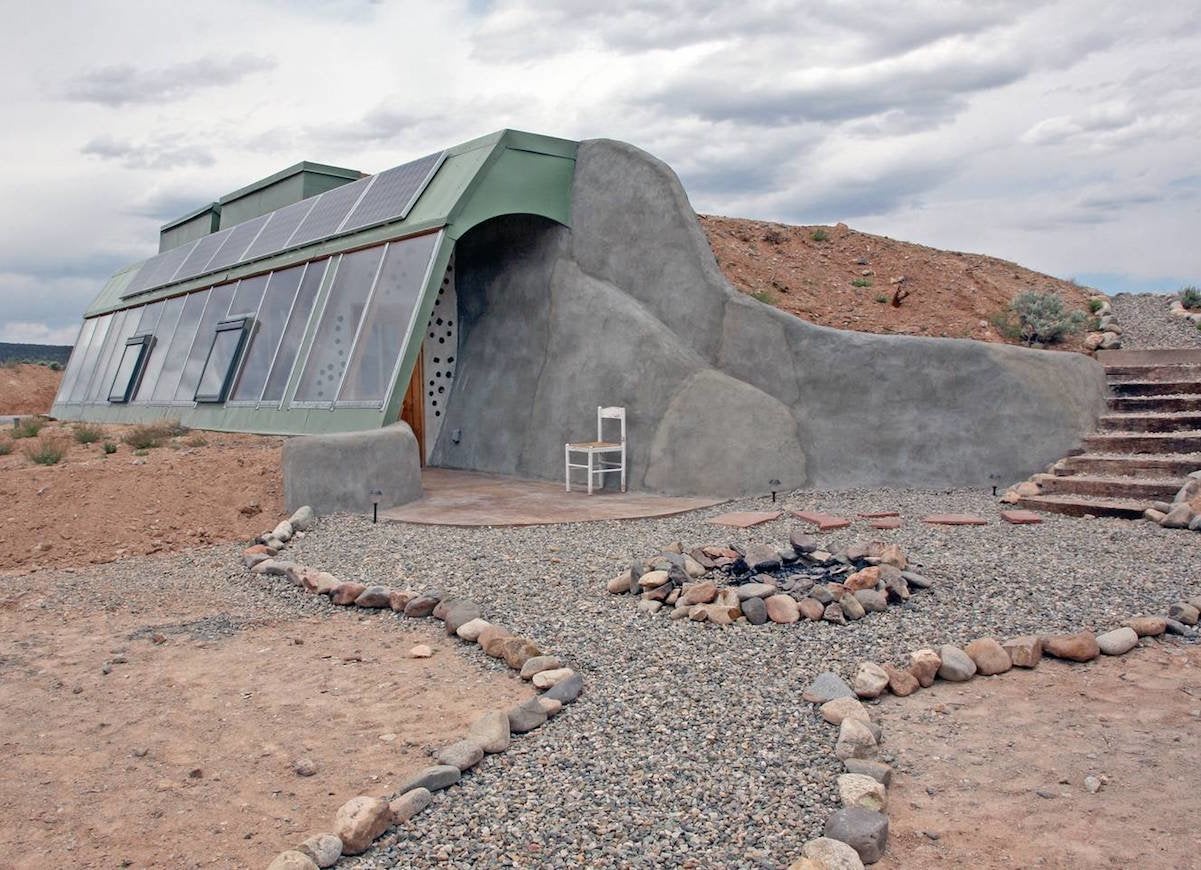 earthship_taos.jpg