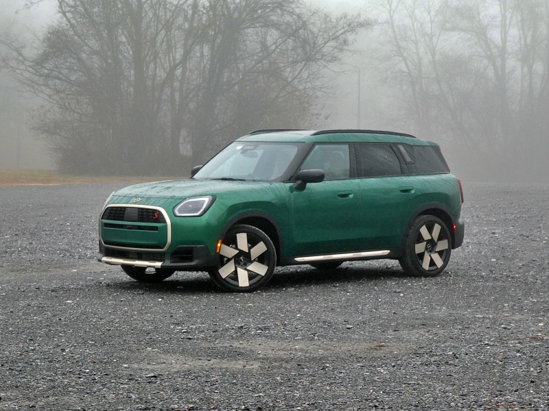 2025 Mini Countryman Road Test and Review