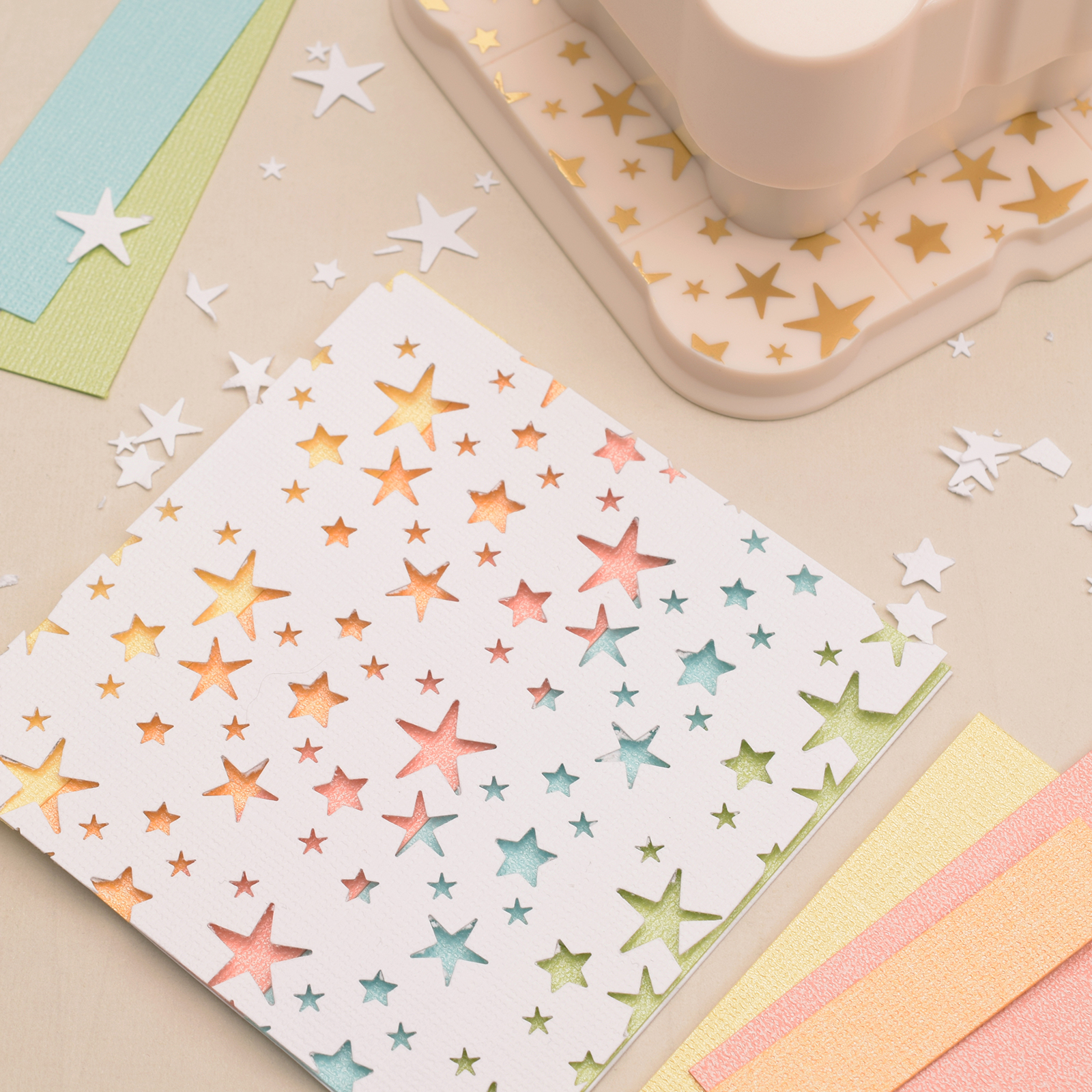 Cover every inch with stars, and let your creativity sparkle from edge to edge!