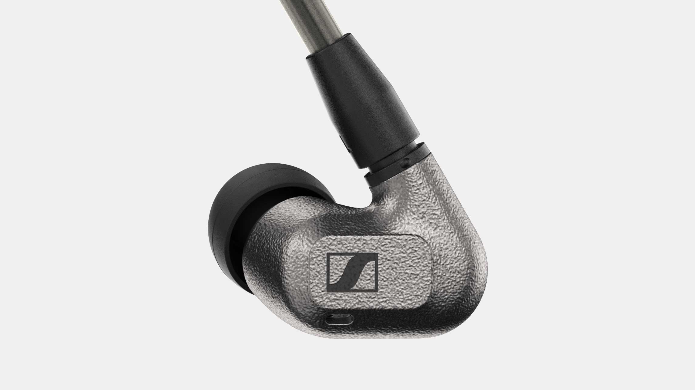 SENNHEISER ゼンハイザー IE600 純正品 残保証　ケーブル付　美品 SENNHEISER ゼンハイザー IE600 純正品 残保証 ケーブル付 美品 Amazon