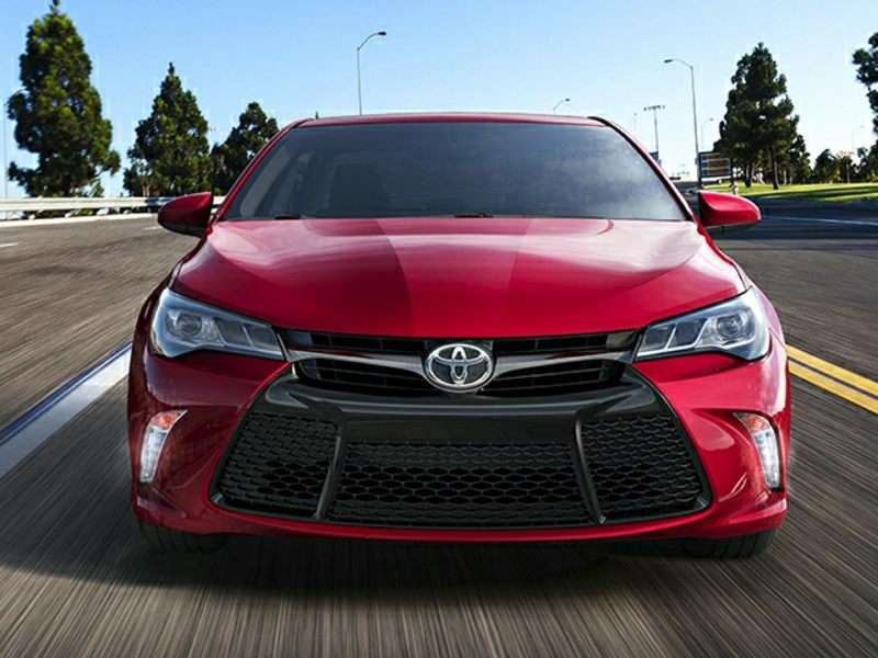 2015 toyota camry 