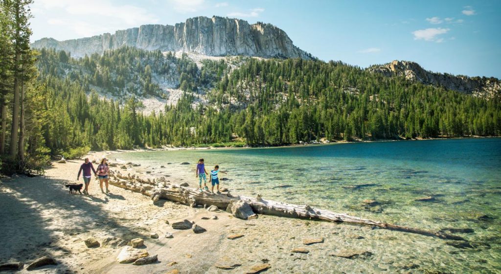 Mammoth Lakes is a gorgeous area on Highway 395 chock full of excellent outdoor activitiersd.