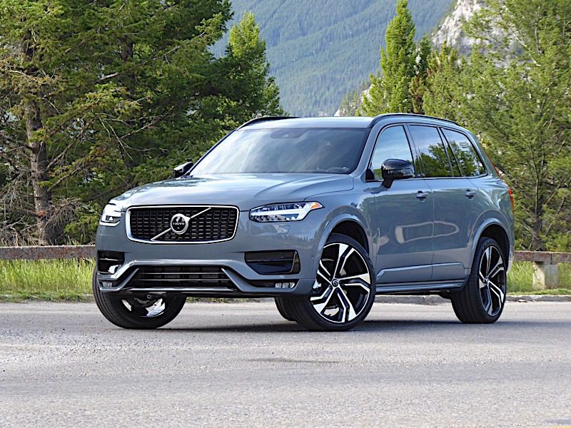 2020 Volvo XC90 hero ・  Photo by Ron Sessions