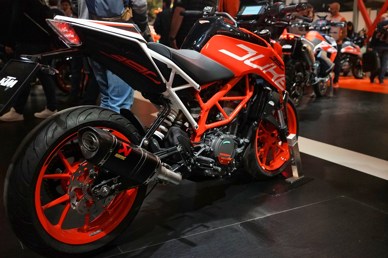 KTM DUKE