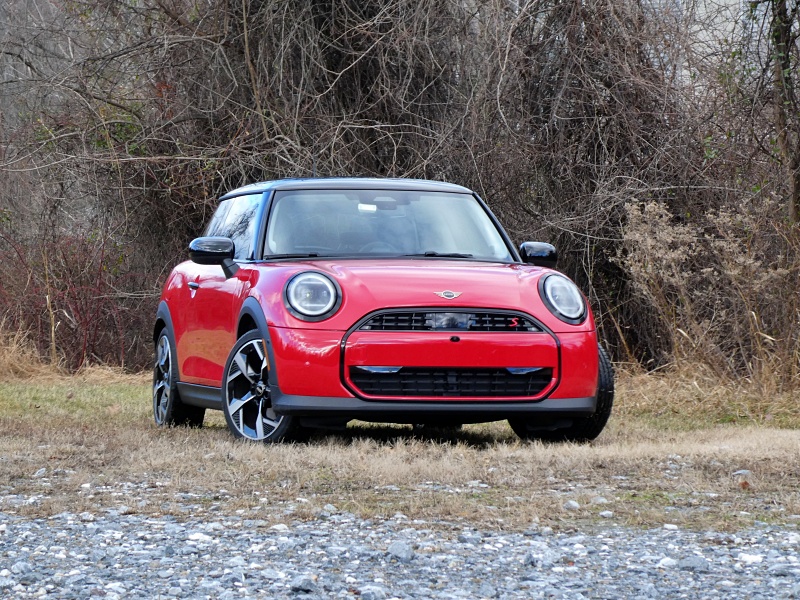 2025 Mini Cooper Road Test and Review