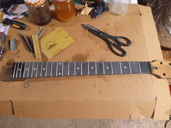 kit2_fretboard_wip2.webp