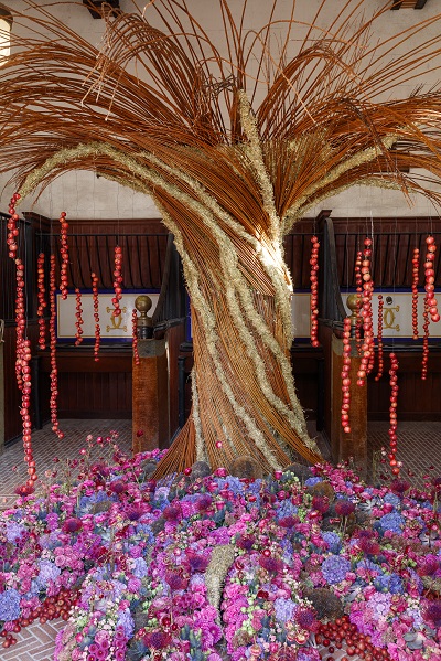 L' arbre par les élèves de l'(École Nationale des Fleuristes) - ⓒ photo E.Sander