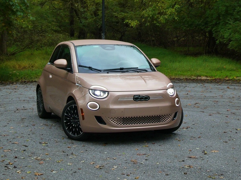 2024 Fiat 500e Inspired by Beauty ・  Photo by Brady Holt