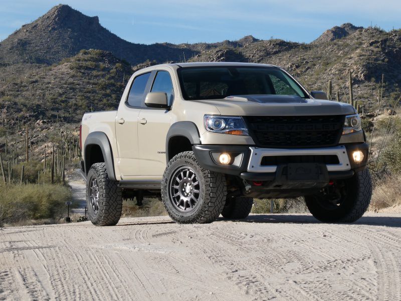 2022 Chevrolet Colorado ZR2 ・  Photo by Ron Sessions