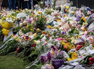 Des millions de fleurs devant Buckingham Palace