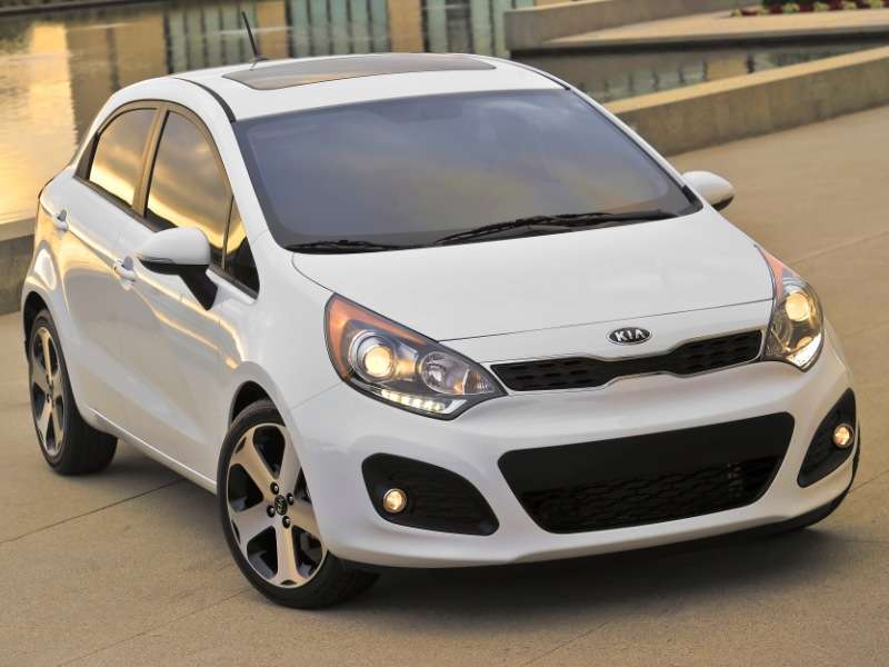 2015 Kia Rio ・  Photo by Kia 