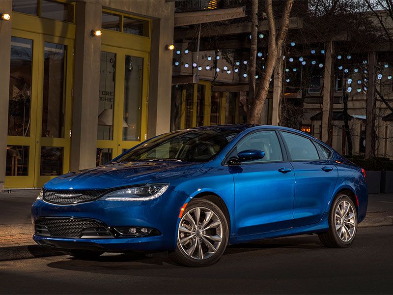 2017 Chrysler 200 S exterior front angle ・  Photo by Fiat Chrysler Automobiles 