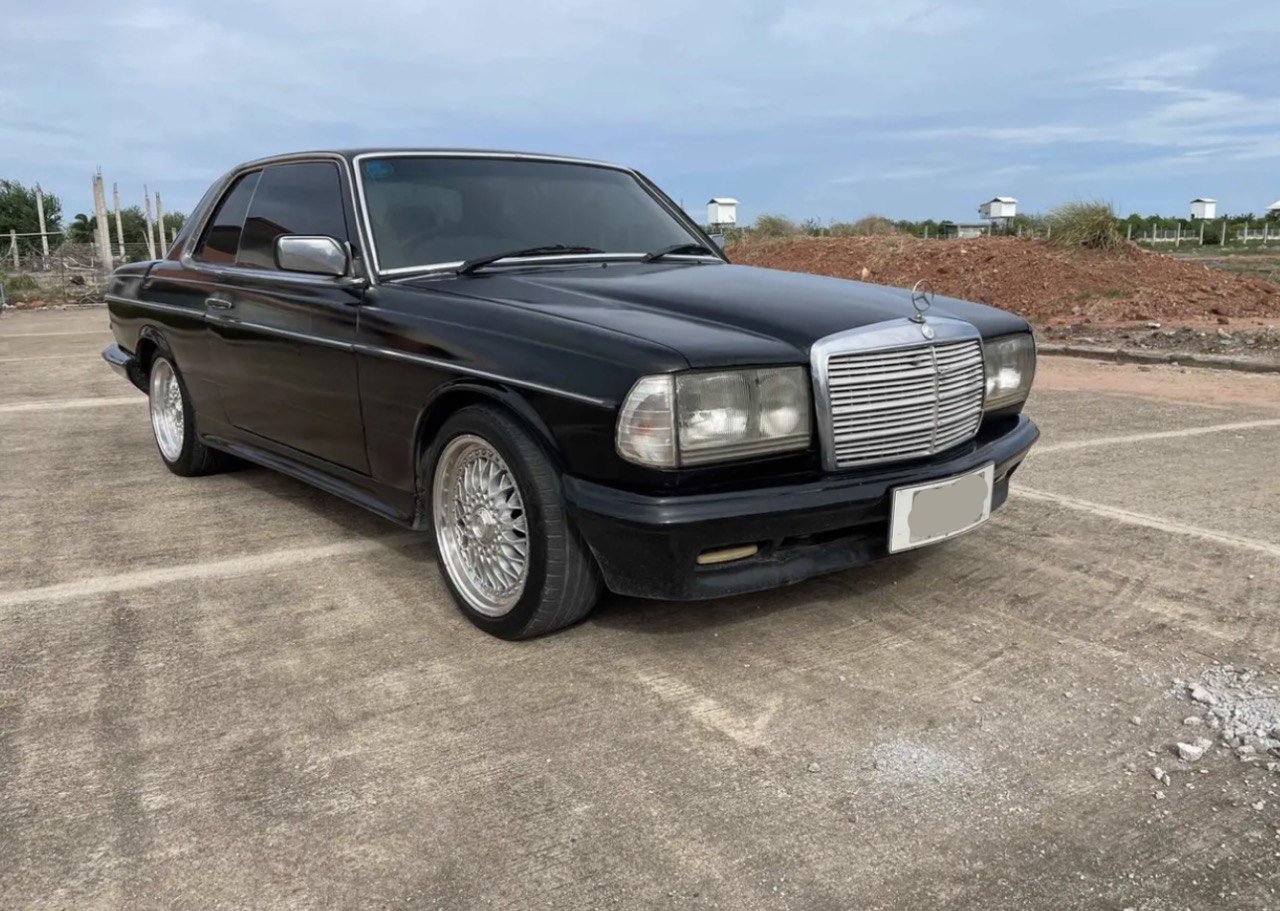 Дополнительное изображение Mercedes Benz w123 coupe 1978 clqxmujnkxs0q0b15z2tb5i20