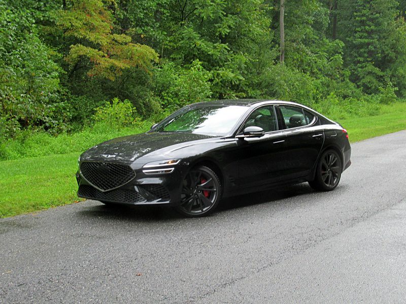 2022 Genesis G70 ・  Photo by Brady Holt