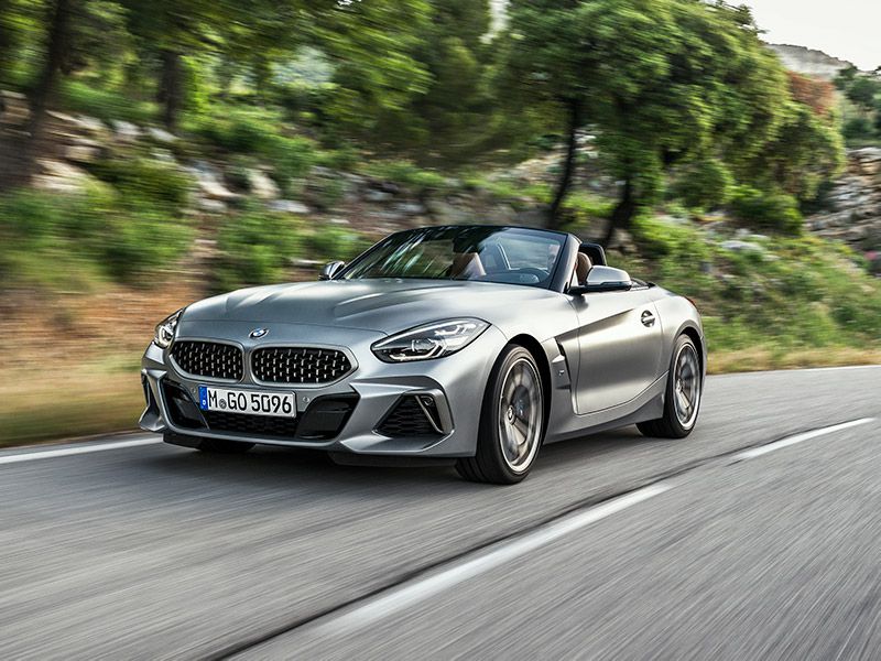 2019 BMW Z4 front three quarter driving ・  Photo by BMW 
