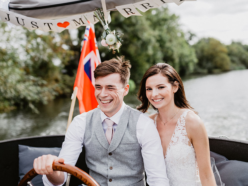 boat wedding: bride and groom with bridesmaids and groomsmen
